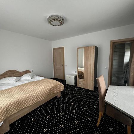 Hotel Casa Bujor De Munte Dragoslavele Zewnętrze zdjęcie