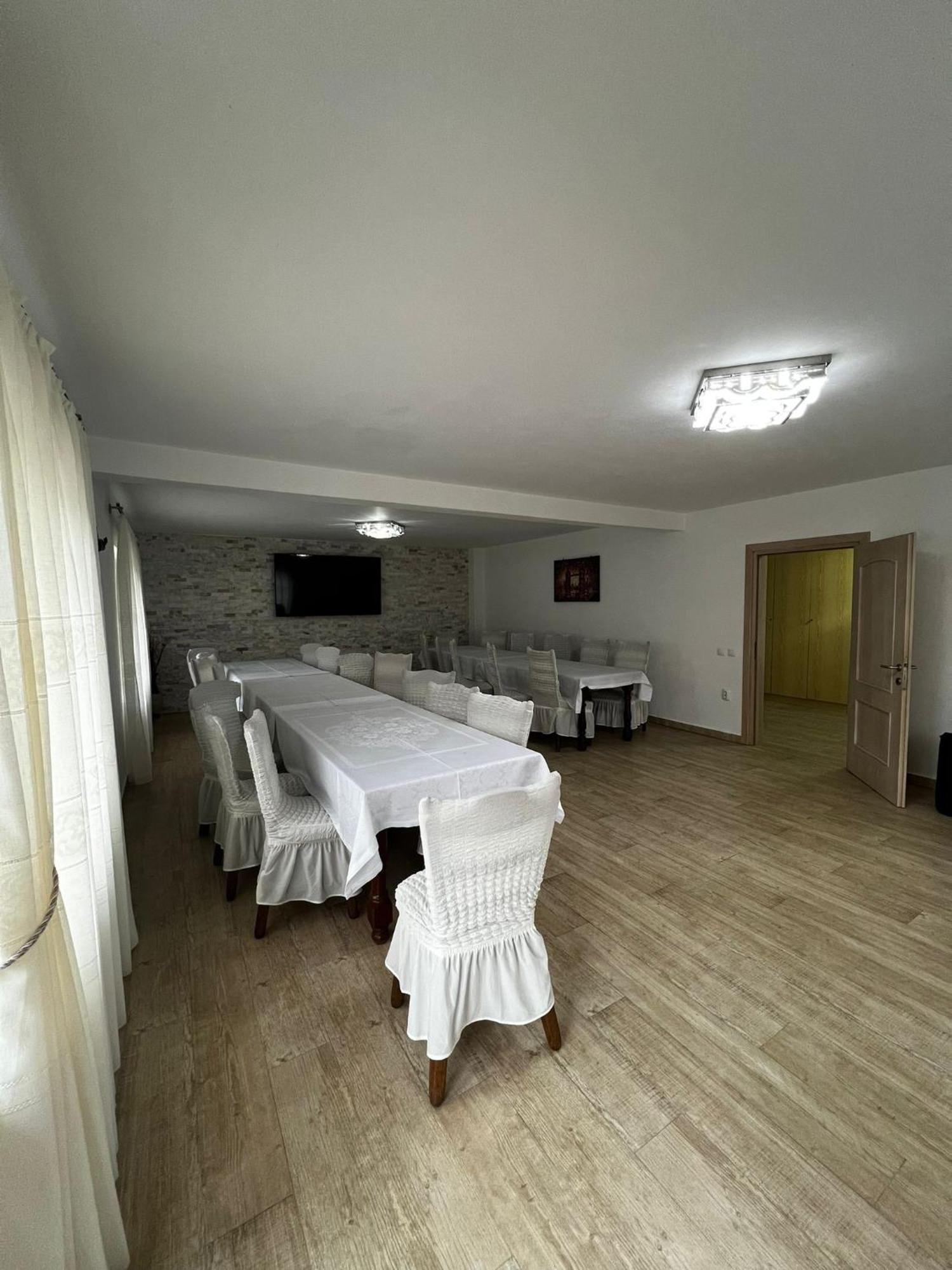 Hotel Casa Bujor De Munte Dragoslavele Zewnętrze zdjęcie