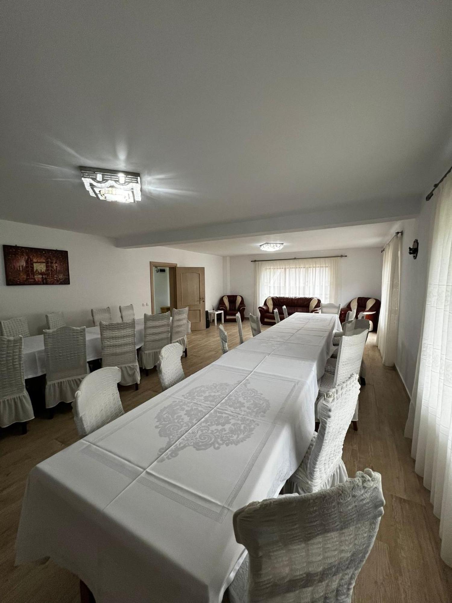 Hotel Casa Bujor De Munte Dragoslavele Zewnętrze zdjęcie