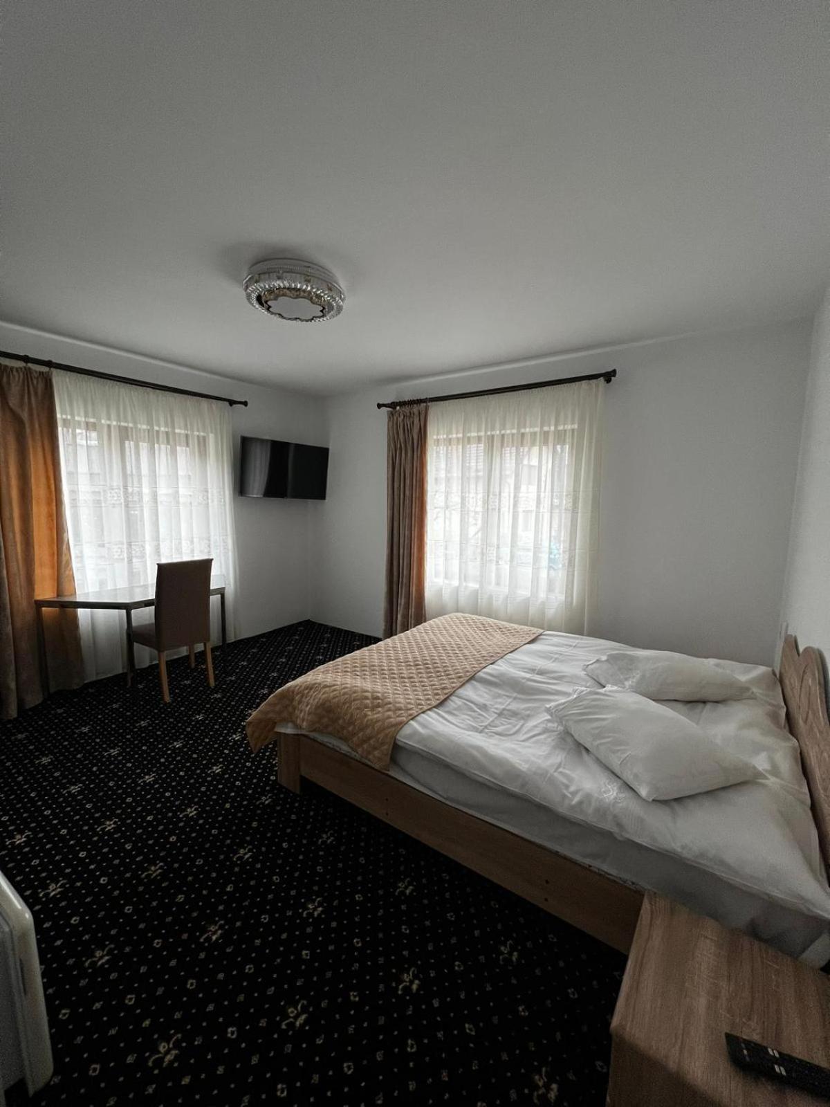 Hotel Casa Bujor De Munte Dragoslavele Zewnętrze zdjęcie