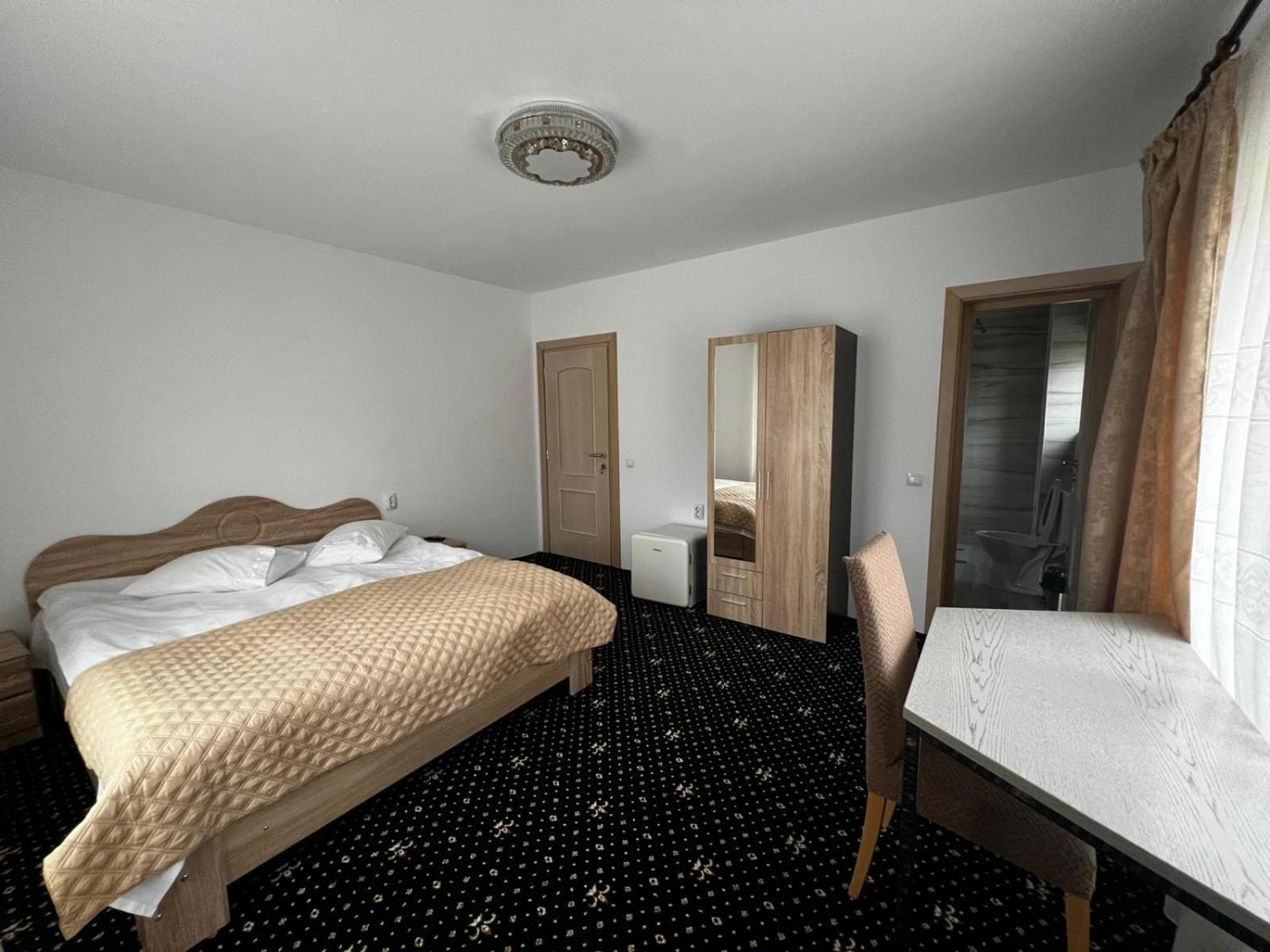 Hotel Casa Bujor De Munte Dragoslavele Zewnętrze zdjęcie