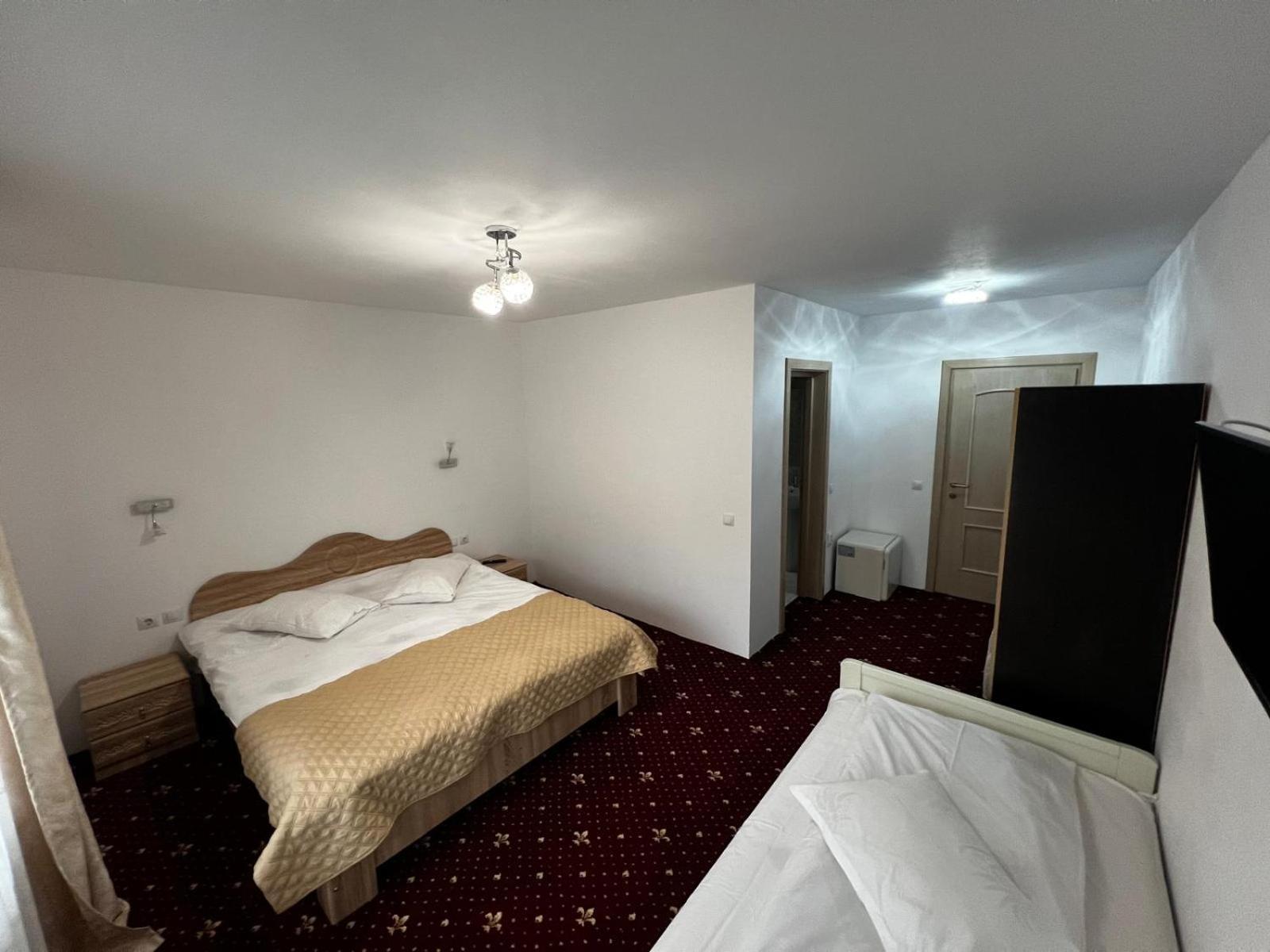 Hotel Casa Bujor De Munte Dragoslavele Zewnętrze zdjęcie